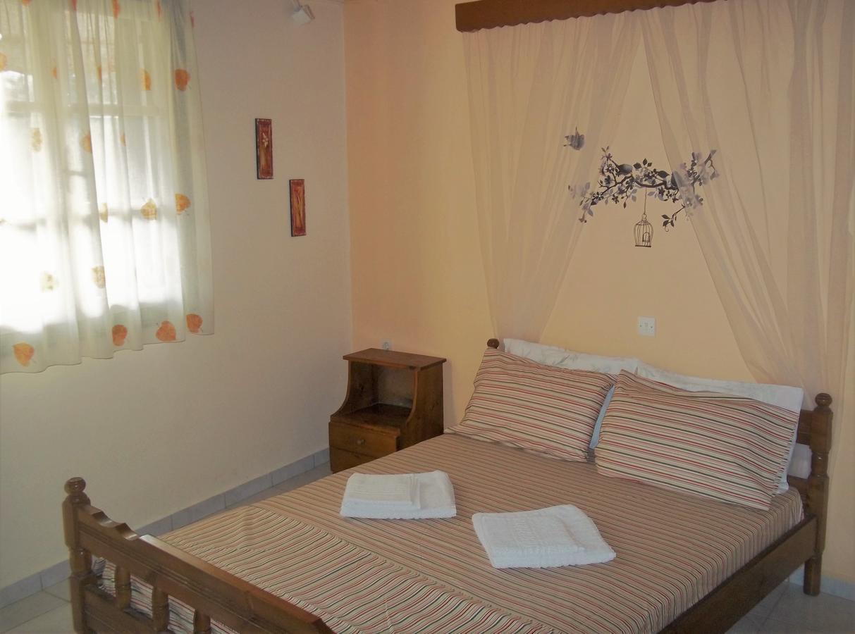 En Leuko Apartments Cukaládesz Kültér fotó